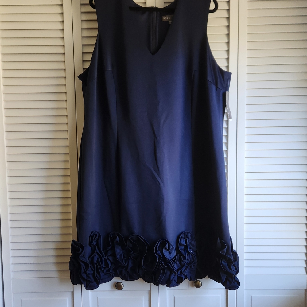 ☀️3/$15 Donna Ricco Navy Blue Sleeveless Mini Dress - Picture 2 of 9
